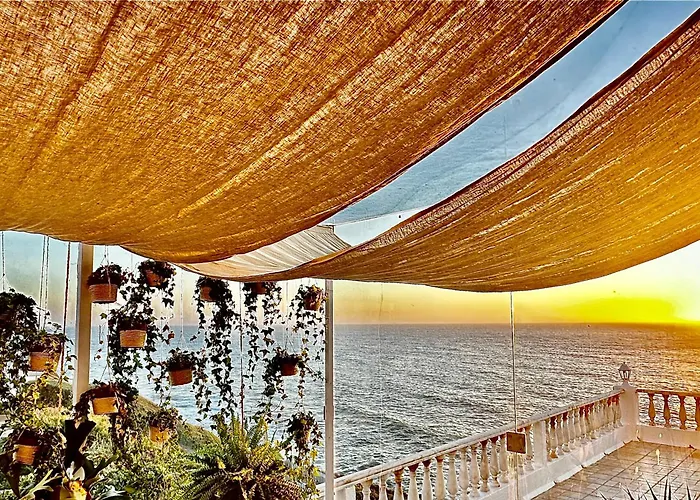 Casal Santa Virginia Kır Evi
